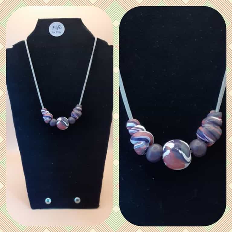 Purple/pink marbled necklace