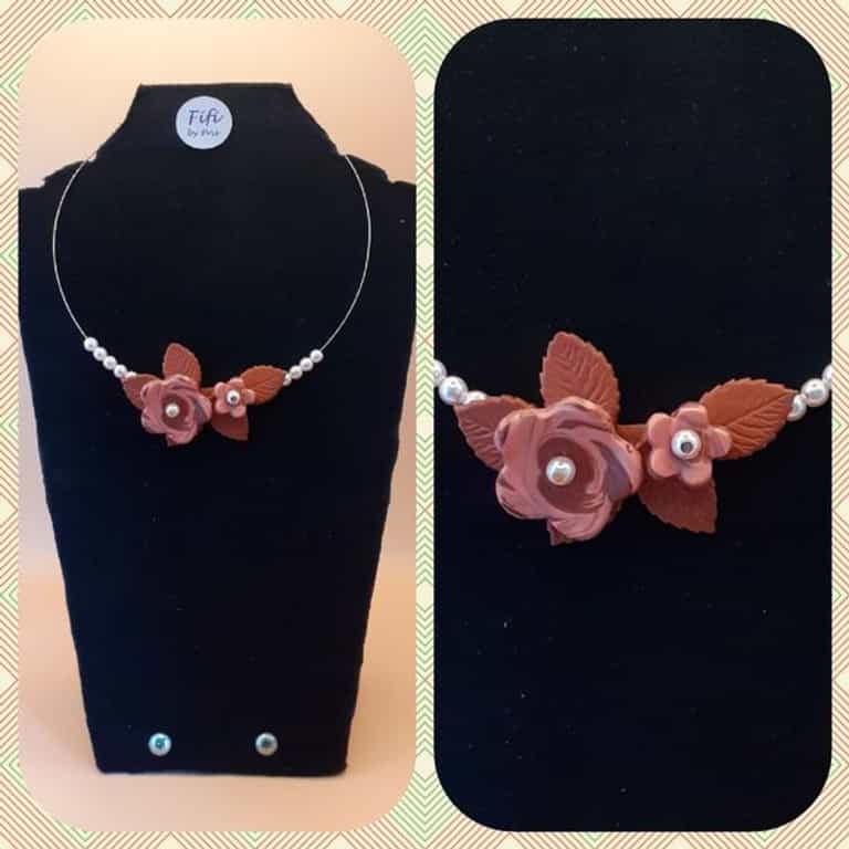 Floral necklace