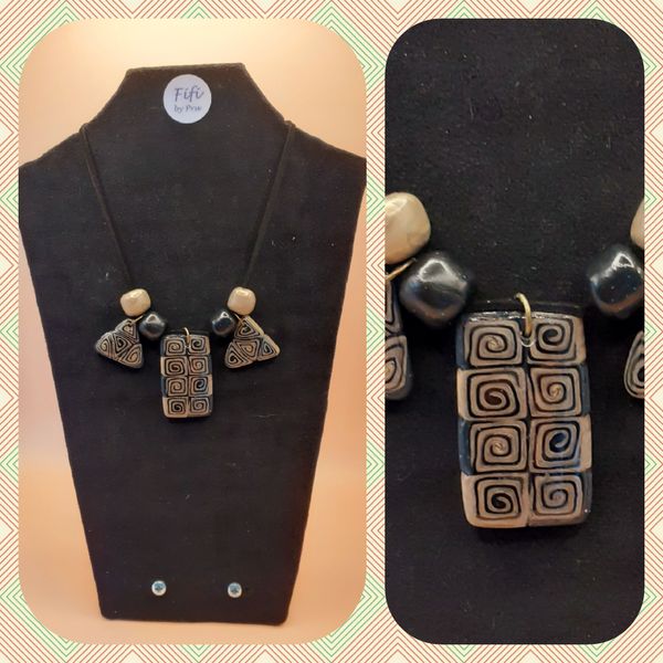 Black gold mosaic necklace - Necklace thumbnail