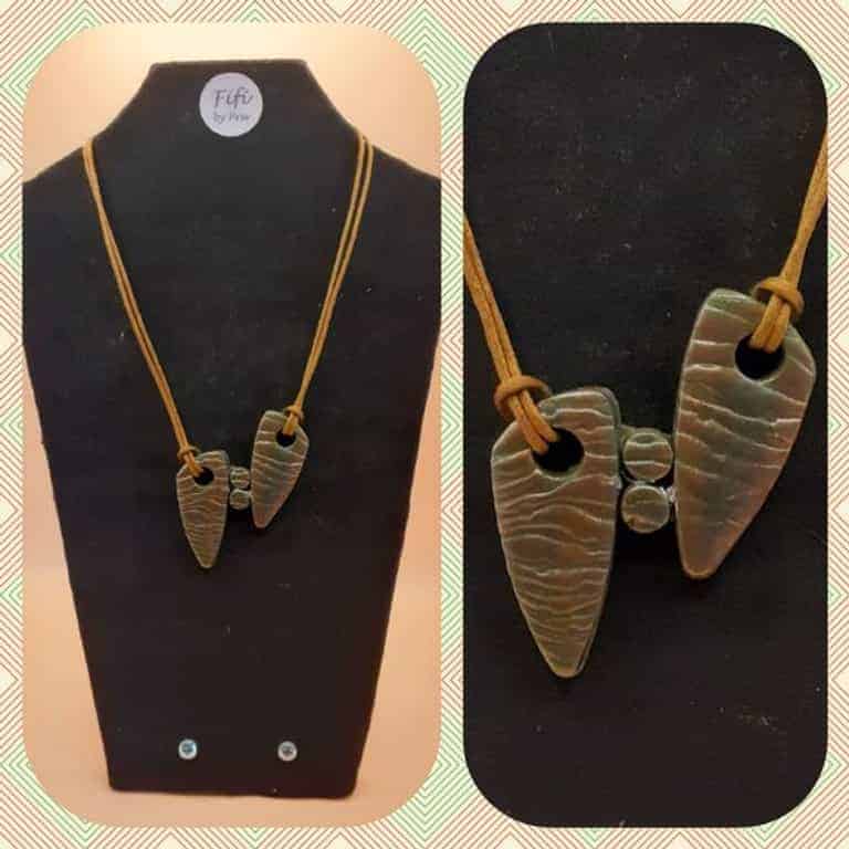Green brown ridged pendant