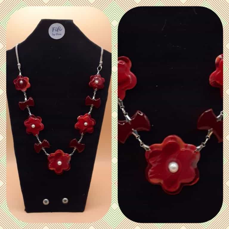 Red flowers and bows
