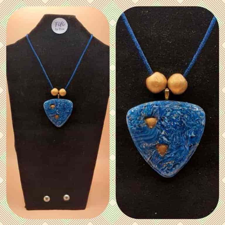Faux lapis lazuli pendant