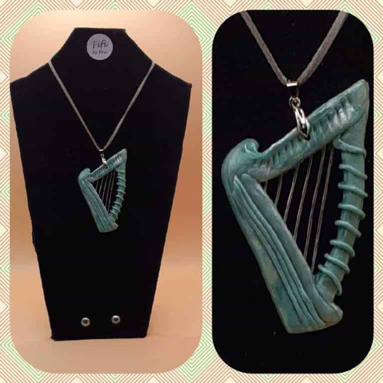 Green harp pendant