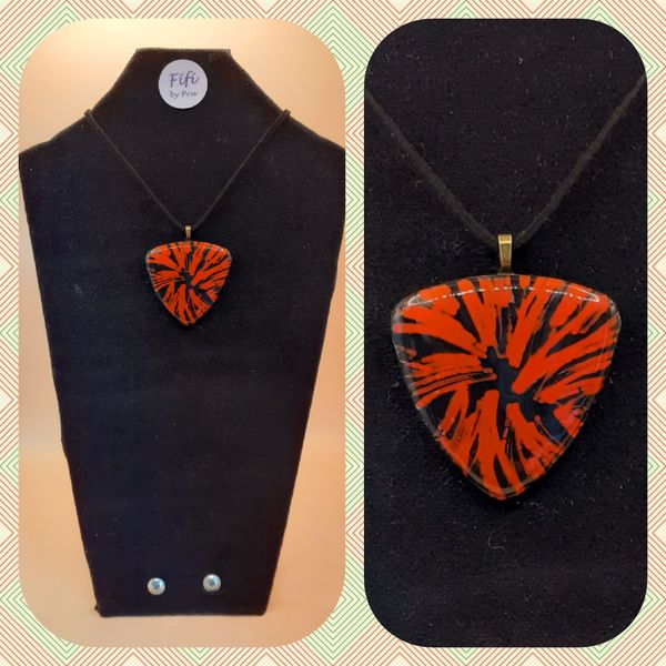 Tiger skin pendant