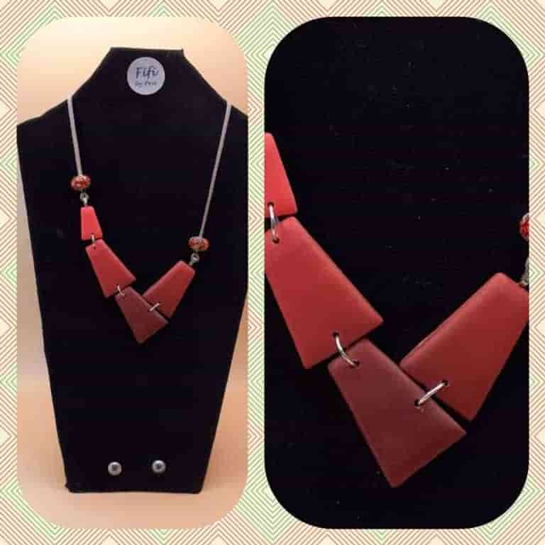Asymmetric pink pendant