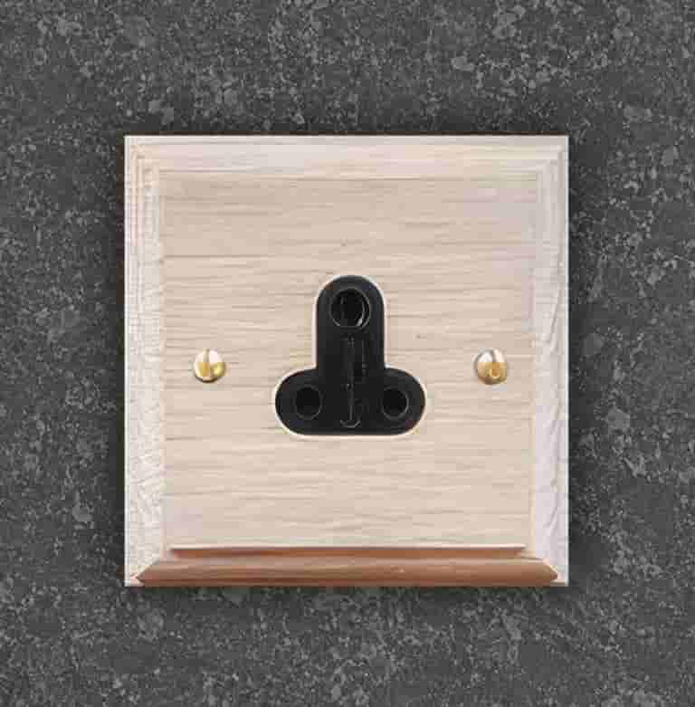 Heritage single 5A socket