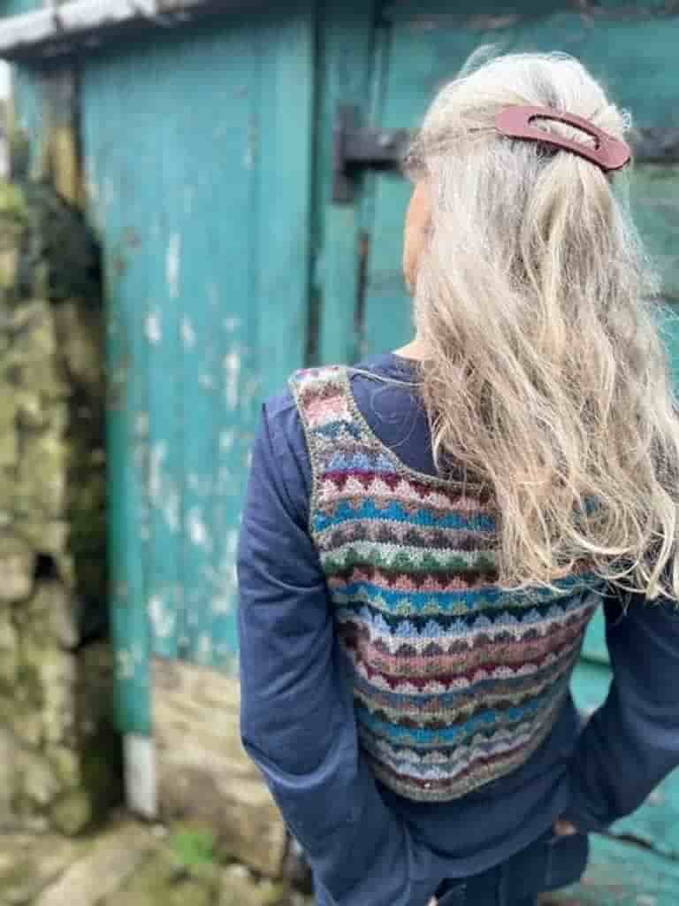 Colour work vest, in the round, short and sweet