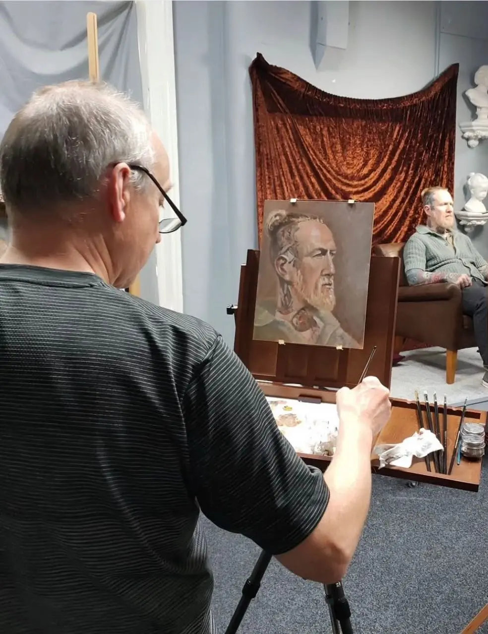 Jonny Little oil painting Craig, portraits from life, alla prima, at Workshops In Yorkshire