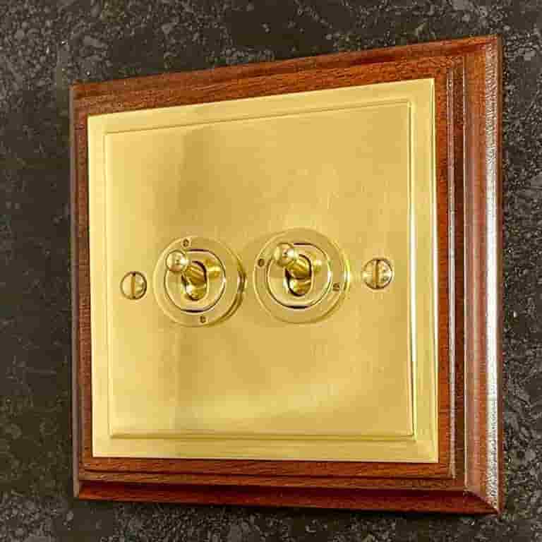 Victorian Stepped Plate Double Toggle Switch 2 Way