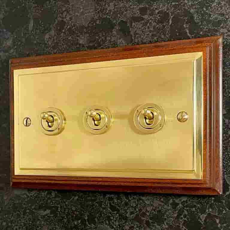 Victorian Stepped Plate 3 Gang Toggle Switch 2 Way