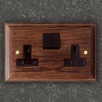SE23 - Heritage twin 13A switched socket